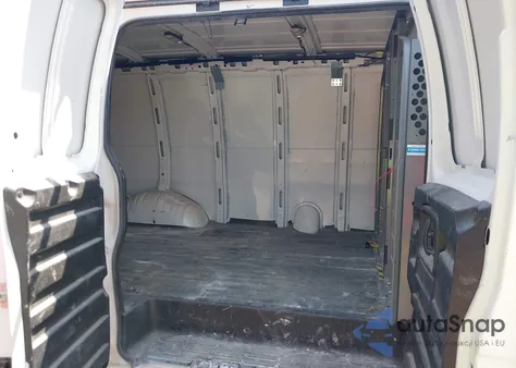 2017 Chevrolet Express 2500 Work Van from USA, damaged, VIN 1GCWGAFF1H1222558